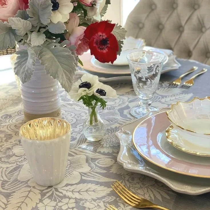 A Beautiful French Valentine’s Day Table Setting for Two