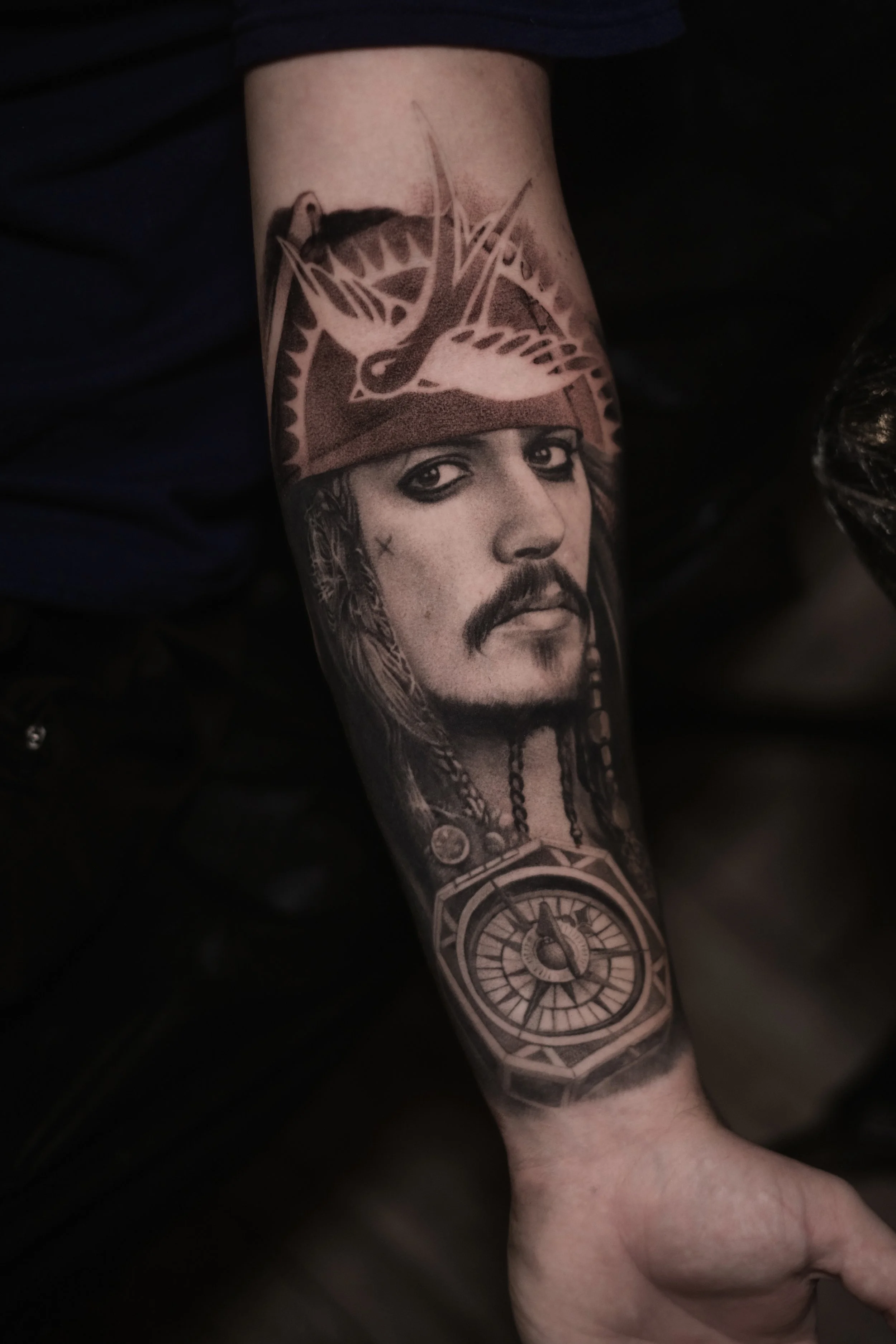 jack sparrow bird tattoo (1).jpg
