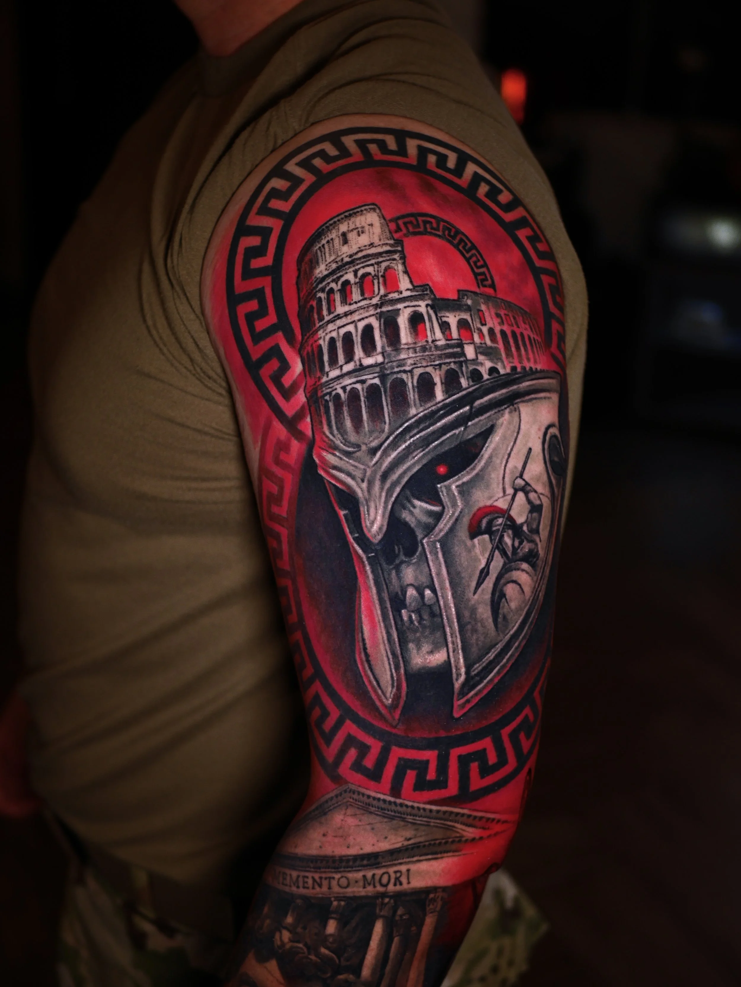 gladiator helmet healed roman.JPG