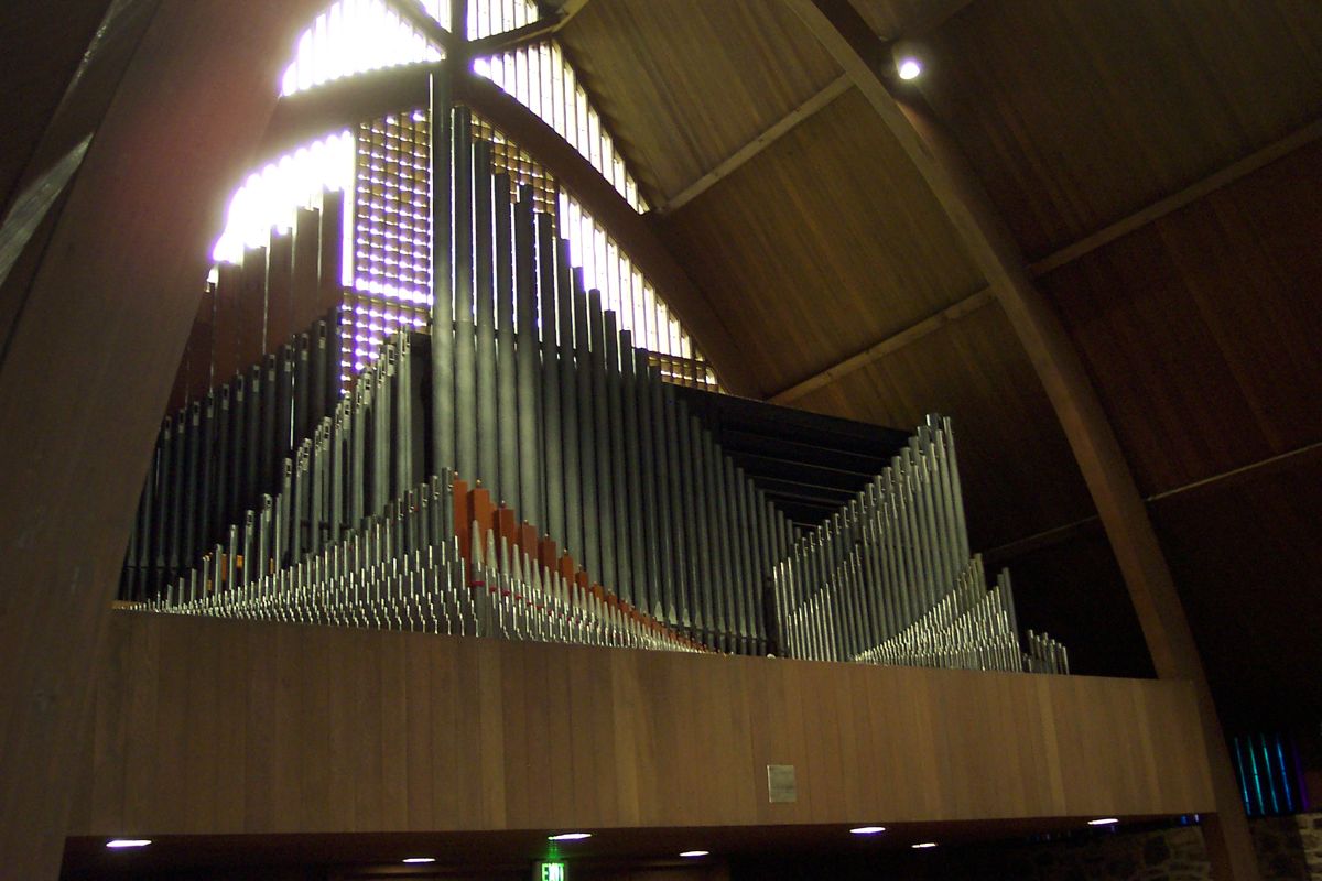 Roger A. Colby, Inc. (2011), Church of the Redeemer