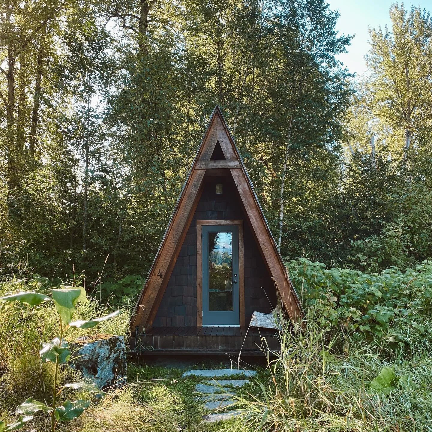 The glamping cabins are open until the end of October and they are the perfect cozy fall getaway, especially now that campfires are allowed again! 
We now offer single cabin rentals with shared use of the outdoor kitchen and washroom facilities if yo