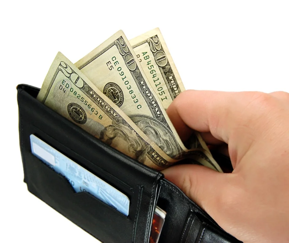 do you have to tip your mover.jpg