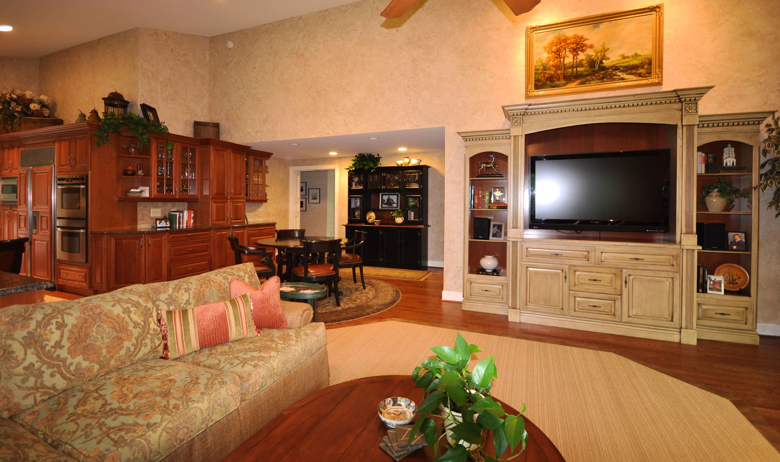 great room1small.jpg