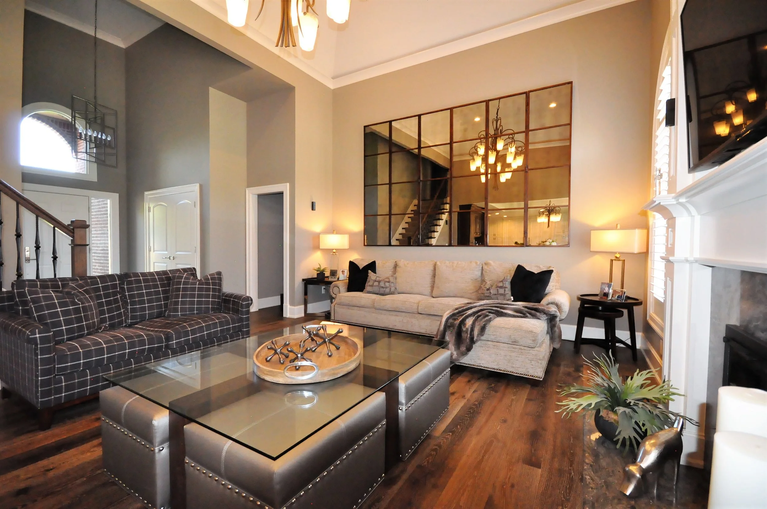 Ackerman Fam Room.jpg