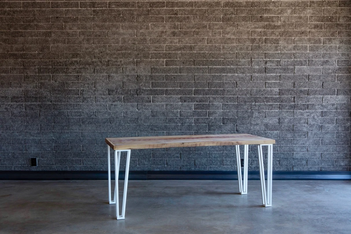 table_white_legs - 2.jpg