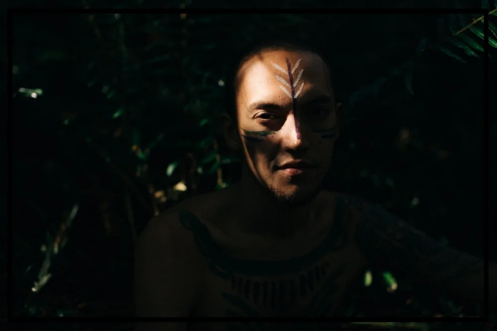 Model: Travis Bond All Non-credited Photos: Lumis Memorie Photography