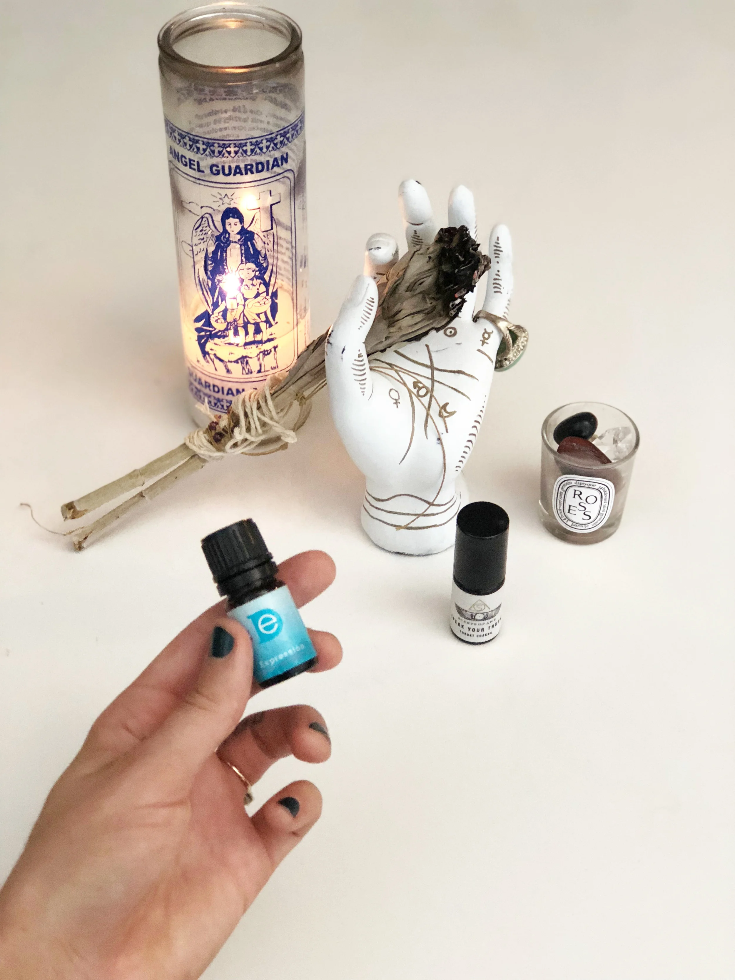 essential-oils-third-chakra.jpg