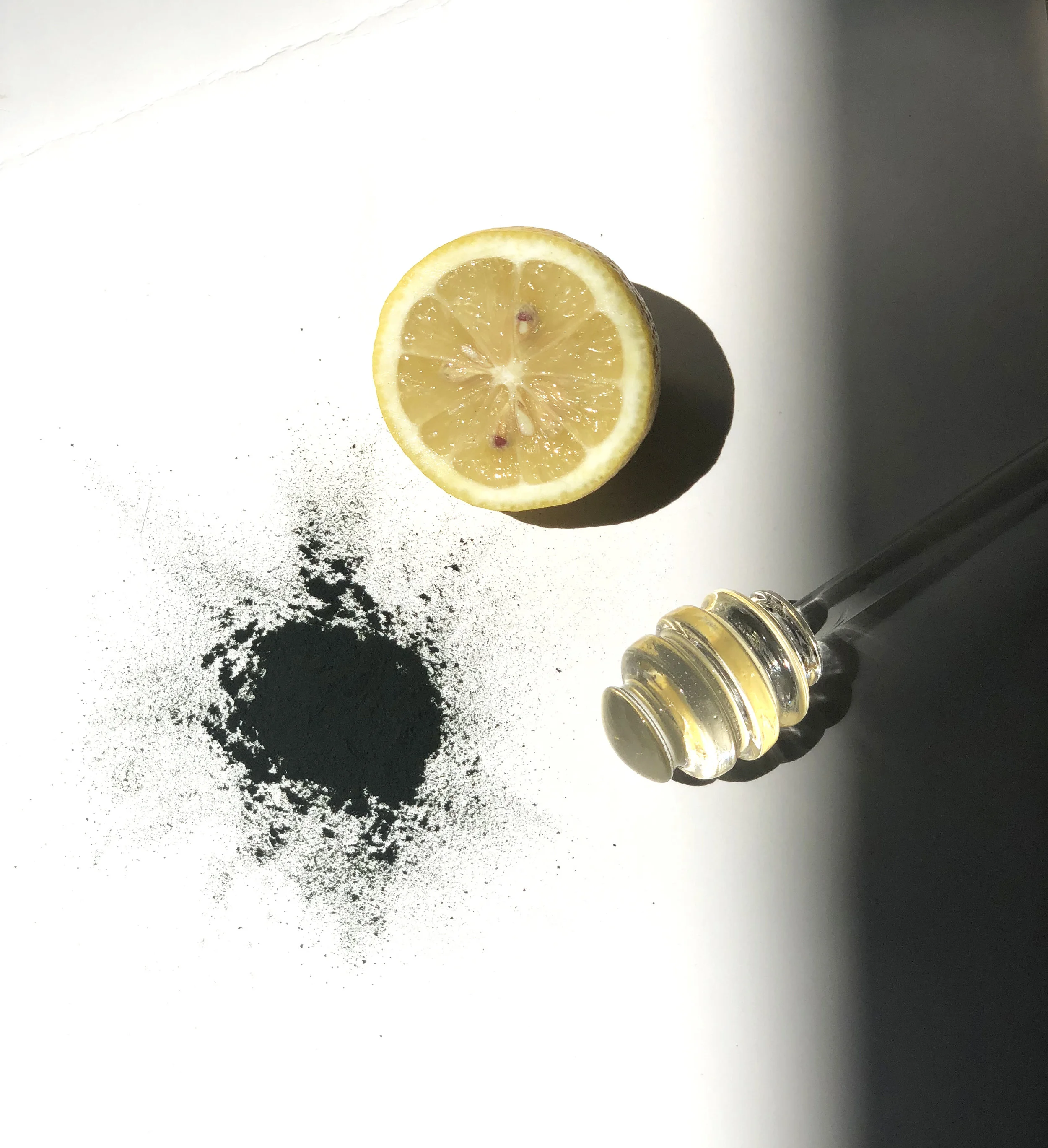 chlorella-honey-lemon-mask.jpg