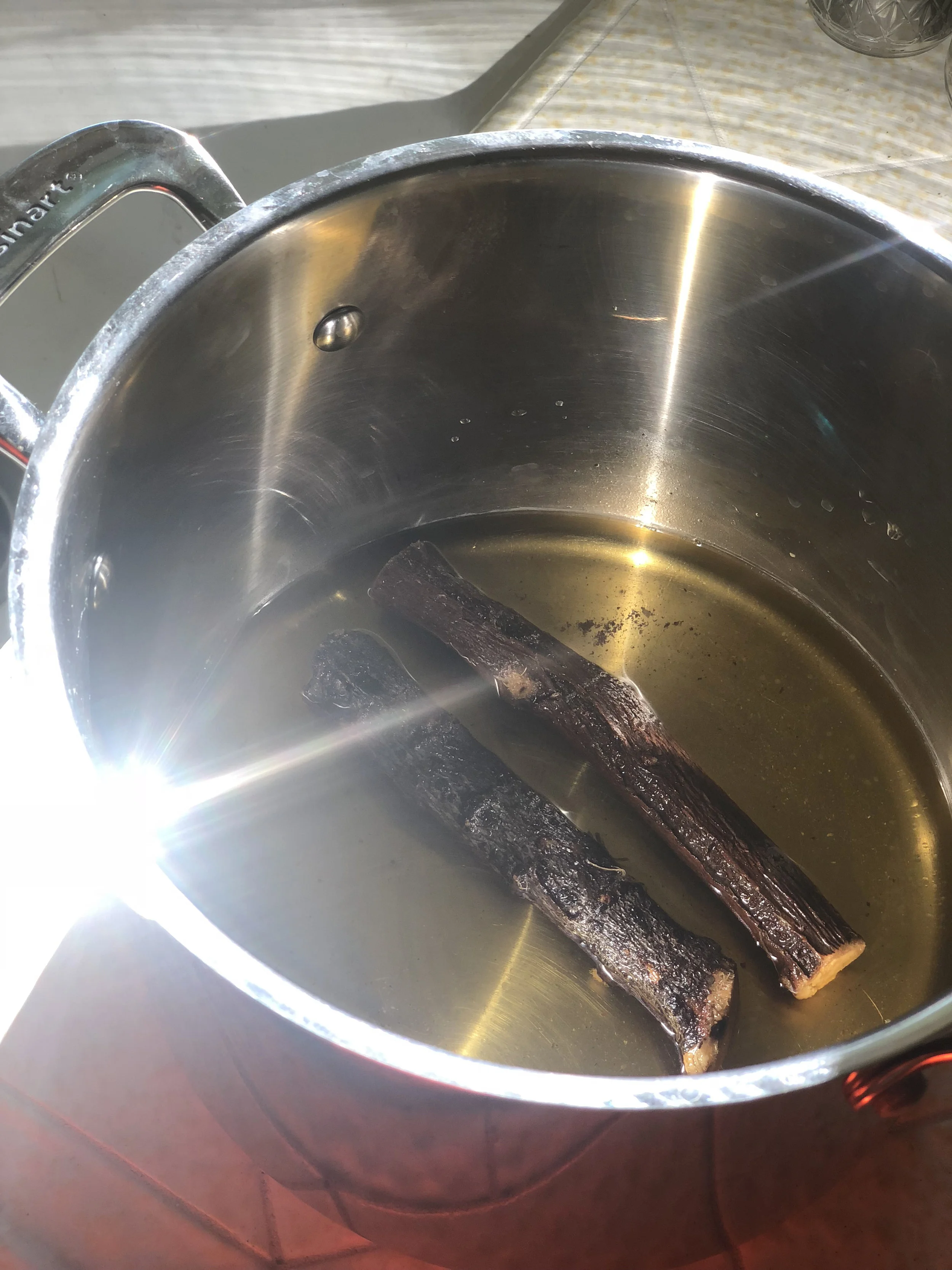 licorice-root-toner-diy.jpg