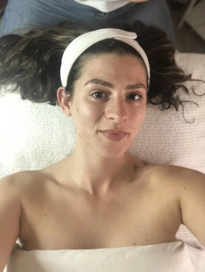 Getting a lymph-draining facial