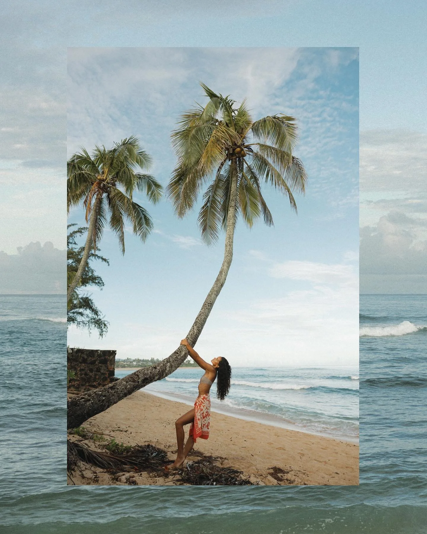 Just two sisters, one modeling, one taking pictures&mdash;this is our kind of fun these days. 
🌴
#sistersadventures #oahuphotographer #islandlife