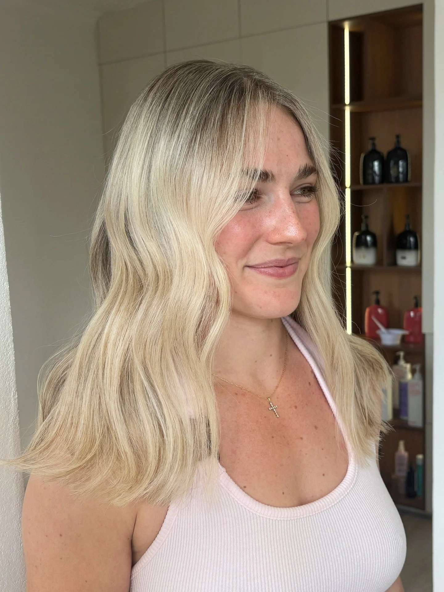 Soft and dimensional but still bright ⭐️ 

Back in salon tomorrow for less than a few months before I&rsquo;m off 😱 

If you&rsquo;re wanting recommendations of who to see while I&rsquo;m on leave, feel free to reach out! 🤍