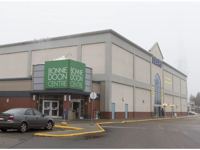 bonnie doon mall sears, just months from closing in 2016 - greg southam / edmonton journal 