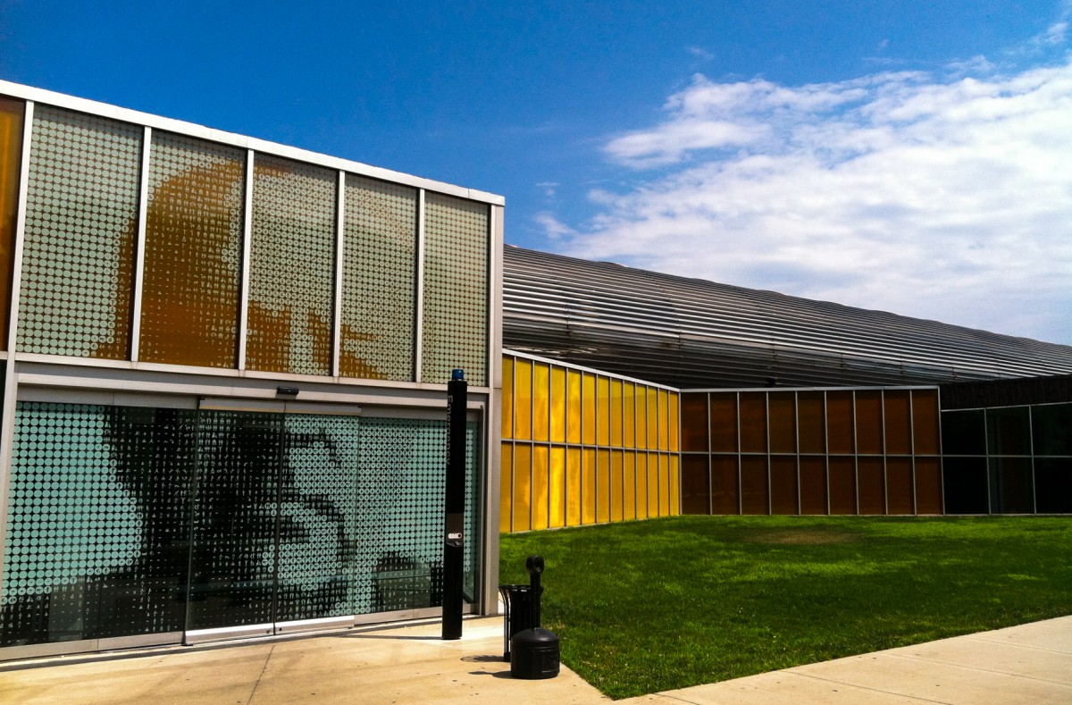 Shooting Mies