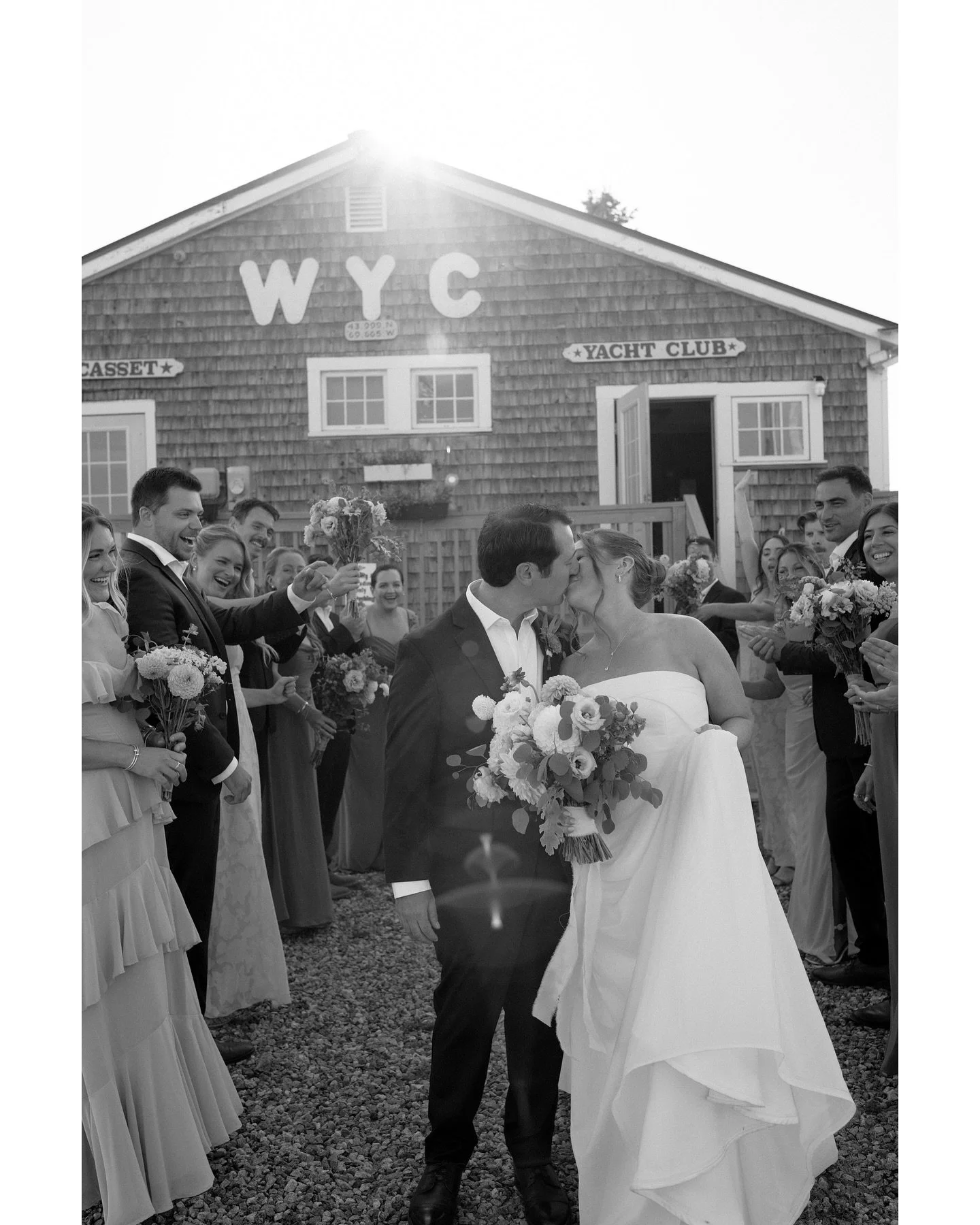 Alyssa + Mike in Wiscasset. 🦞🥂

Reception: @waterstmaine 
Coordination: @woodlandwedme 
Florals: @threelittlebudsfarm 
Stationery: @mckinley__made 
Music: @realseanmcmahon @agreeable.men