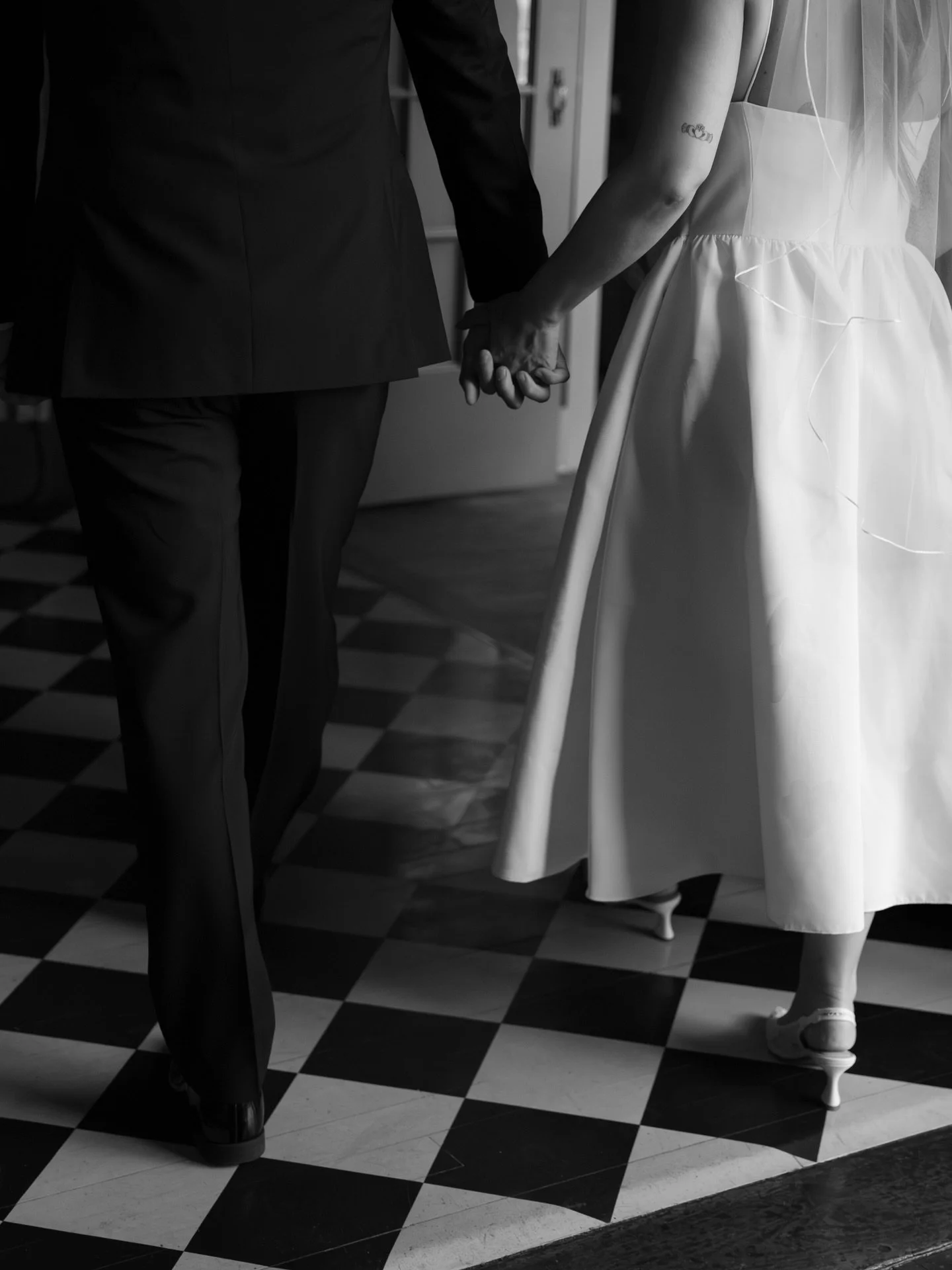 Celebrated the sweetest little elopement last weekend with Kendyll + Jake and their families. From a sun-kissed ceremony with light streaming into the barn by day, to a cozy wine cellar reception by night. 

It&rsquo;s good to be back. 🥂