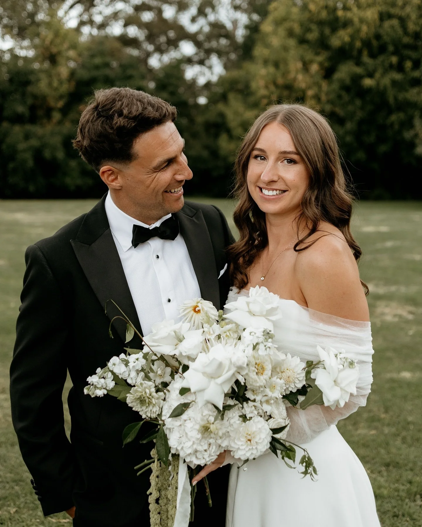 Holly &amp; Sam at Black Walnut 🖤