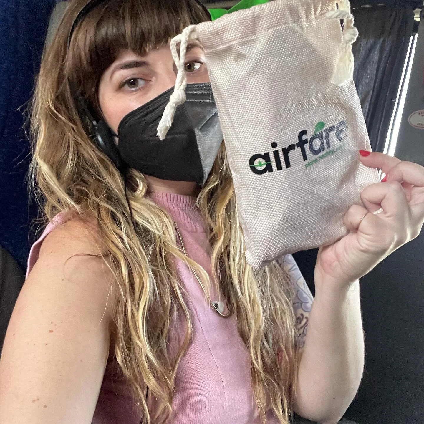 ✈️🚗🚌🛳🚊When you have various food restrictions, it can add a layer of inconvenience to traveling/ being on the go. I&rsquo;m grateful to companies like, @airfarepouch that make it a bit easier/healthier for us. Everything they include in their bag