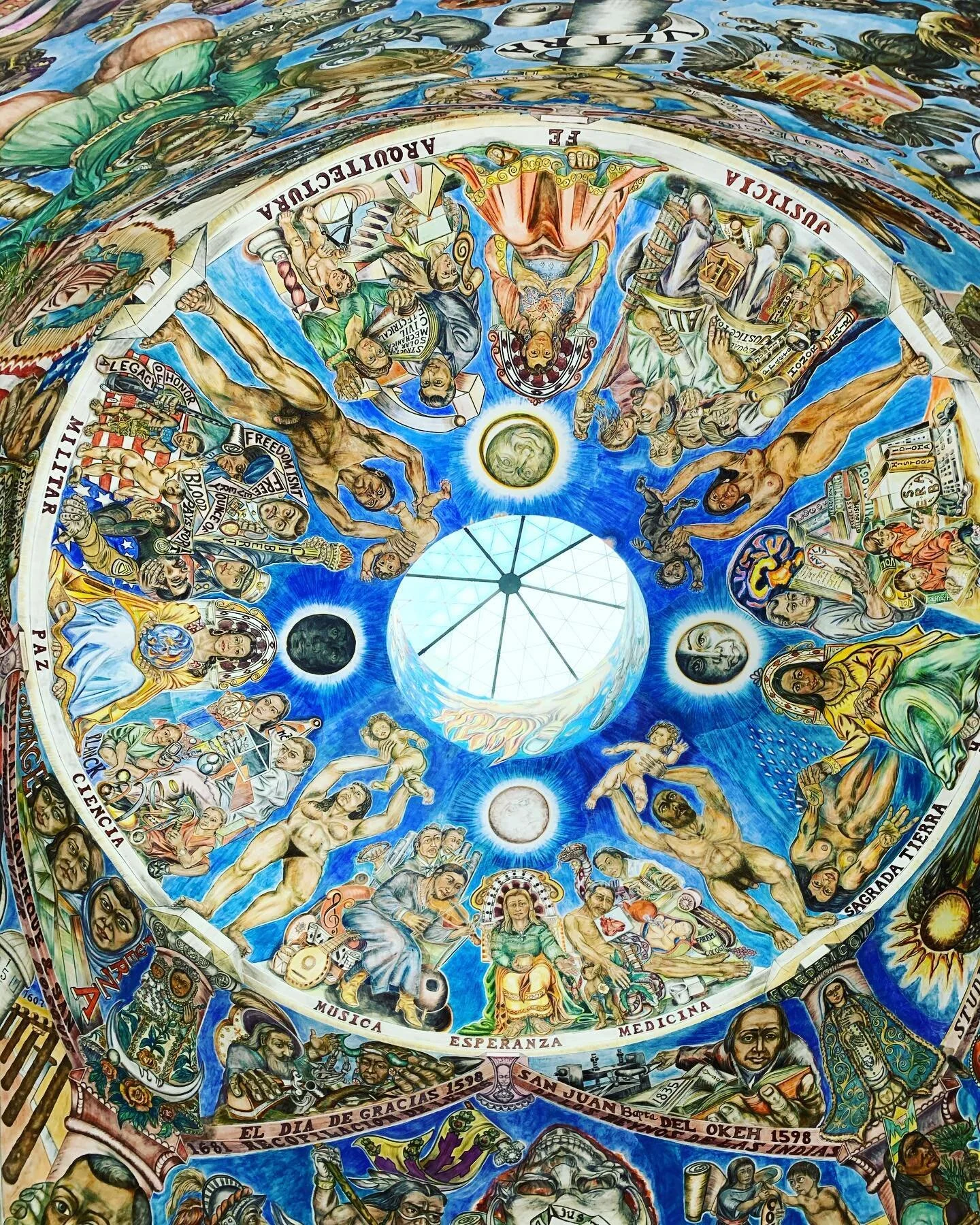 While in @visitabq with @ifwtwa1 , we got to take this lovely #biketour with @bosquebiketours along the #RioGrandeRiver, and learn a ton about the history of #Albuquerque, as well as the flora and fauna, birds, and all of the best spots to spend more