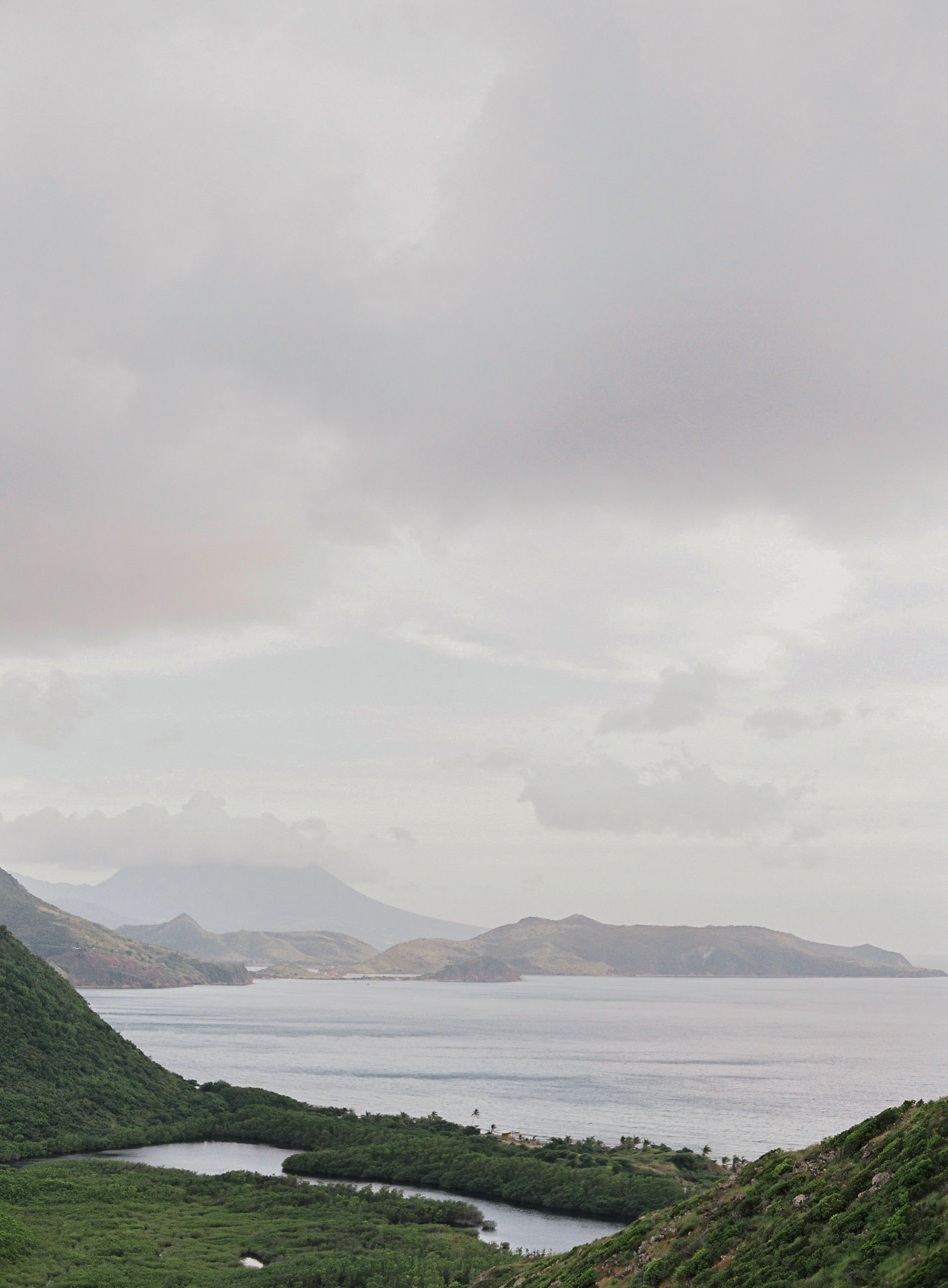laura gordon - 329-lauragordonphotography_stkitts.jpg