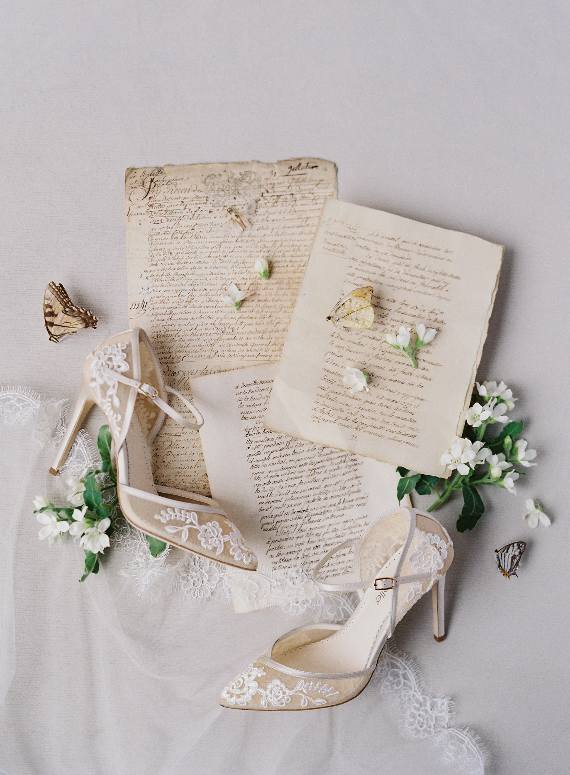 LauraGordonPhotography(c)_bellabelle2019flatlay-4.jpg