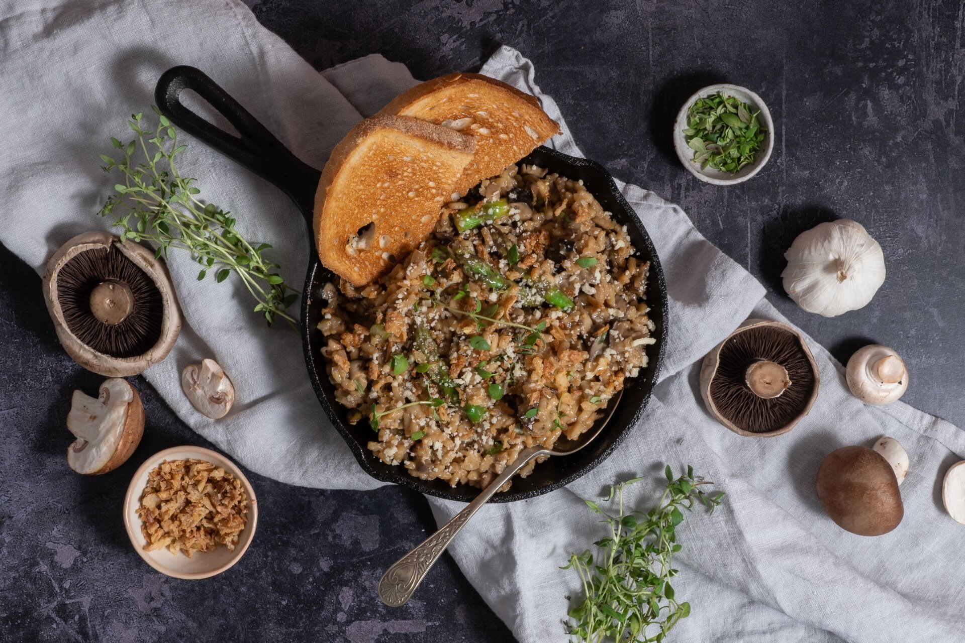 🍄 Creamy Wild Mushroom and Asparagus Risotto (Alcohol Free and Vegan