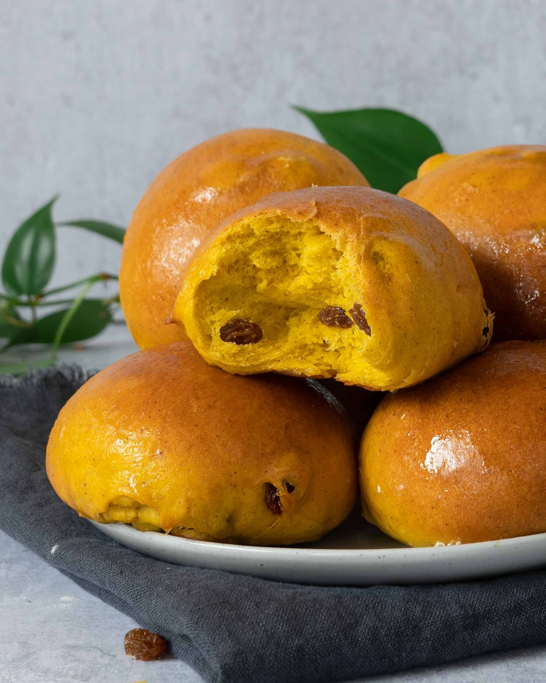 Traditional Cornish Saffron Buns Recipe Deporecipe.co