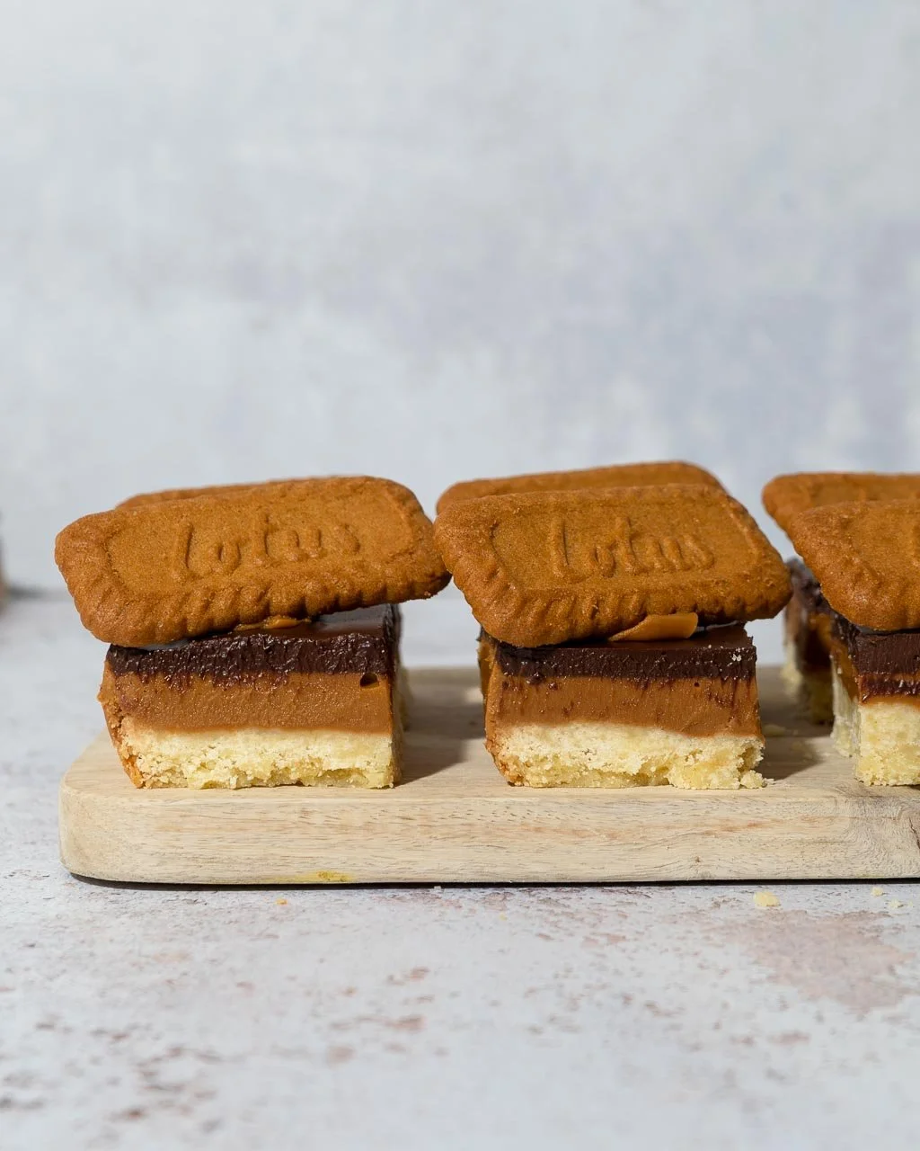 🍫 Biscoff Billionaire's Shortbread — A Vegan Visit