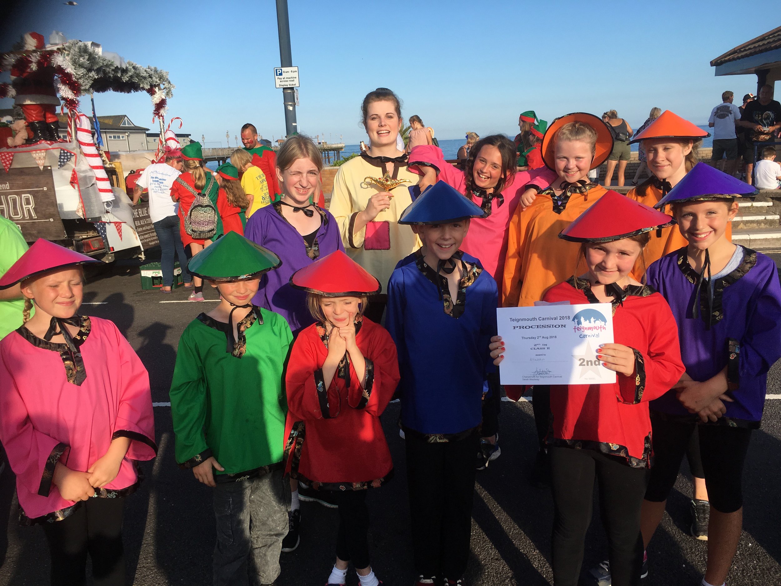Junior chorus of Aladdin with Aladdin (Sophie Chamberlain)