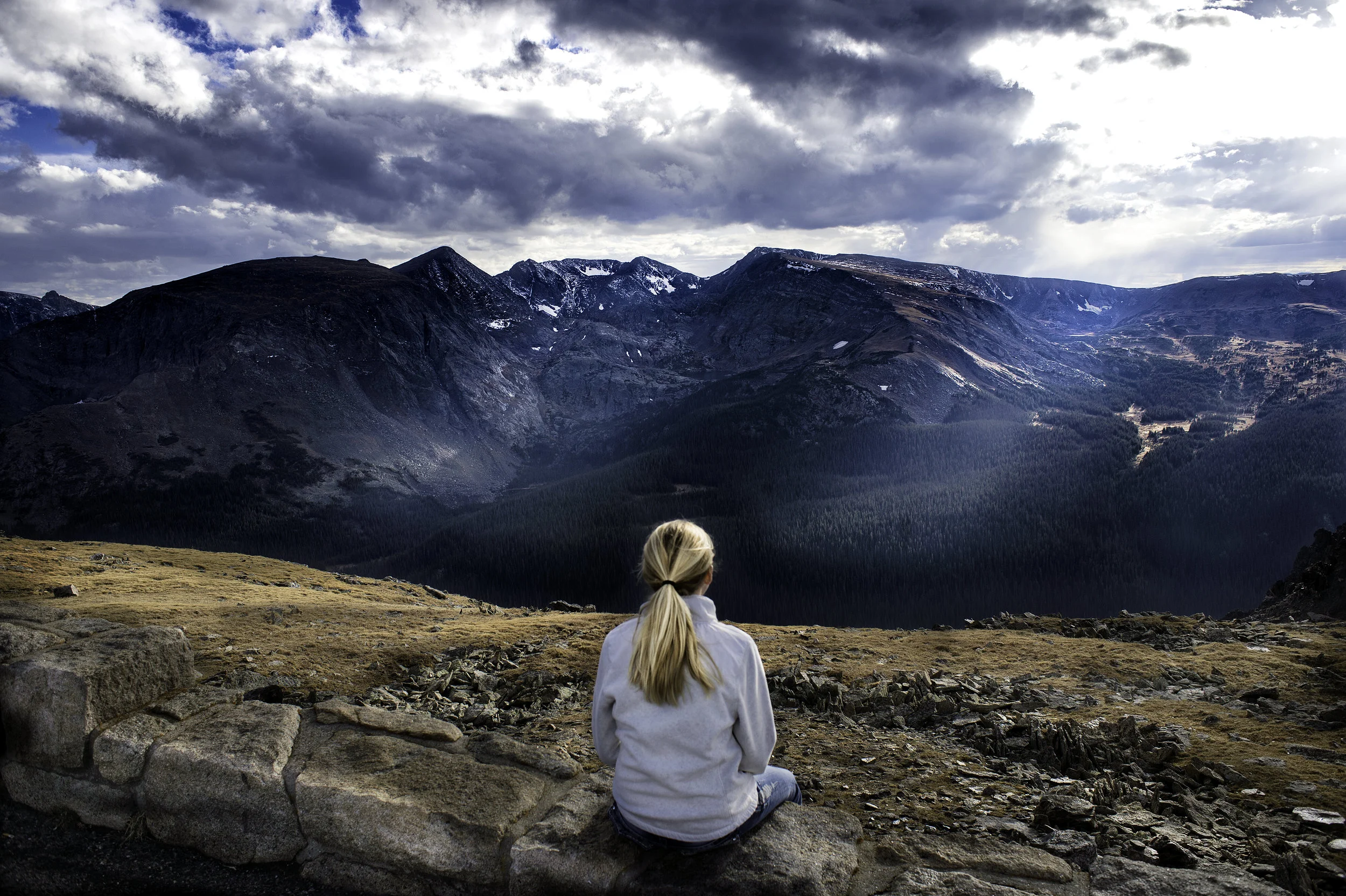 Connecting with Nature: Why You Should Meditate in the alps