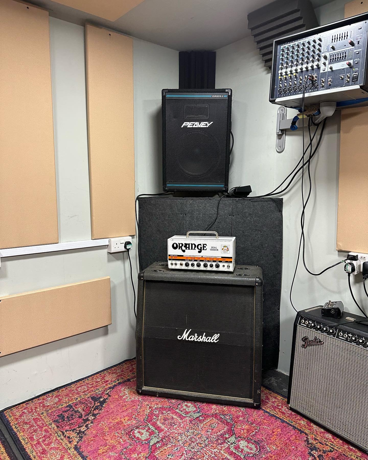 Big love to @benji_c__ for making and installing these custom fit bass traps for us!