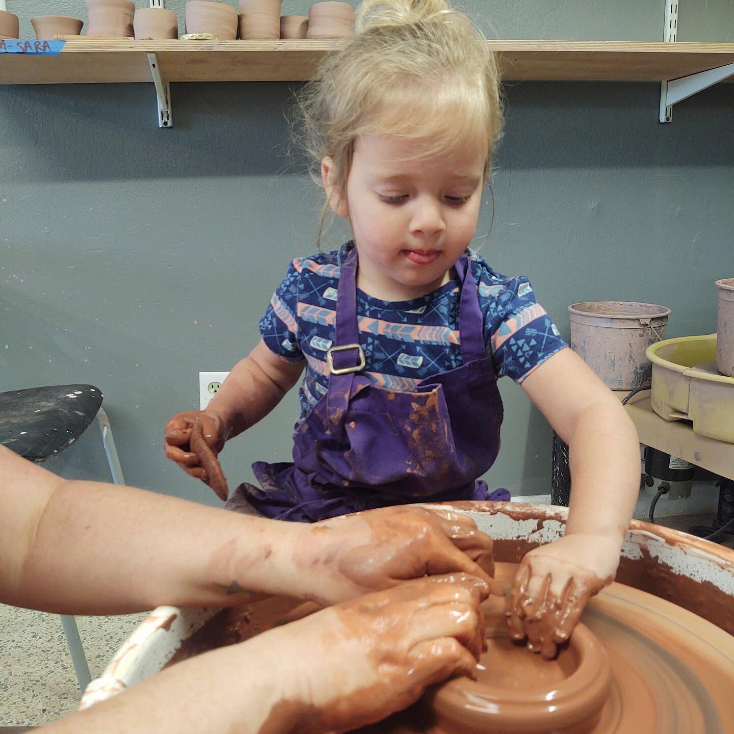 My little helper came by after nap time to help break in the new wheels! Nothing makes me happier than my family being in the studio with me again. 

#clayistheway #likemommalikedaughter #likemommyandmommado #startthemyoung #familybusiness #newwheels