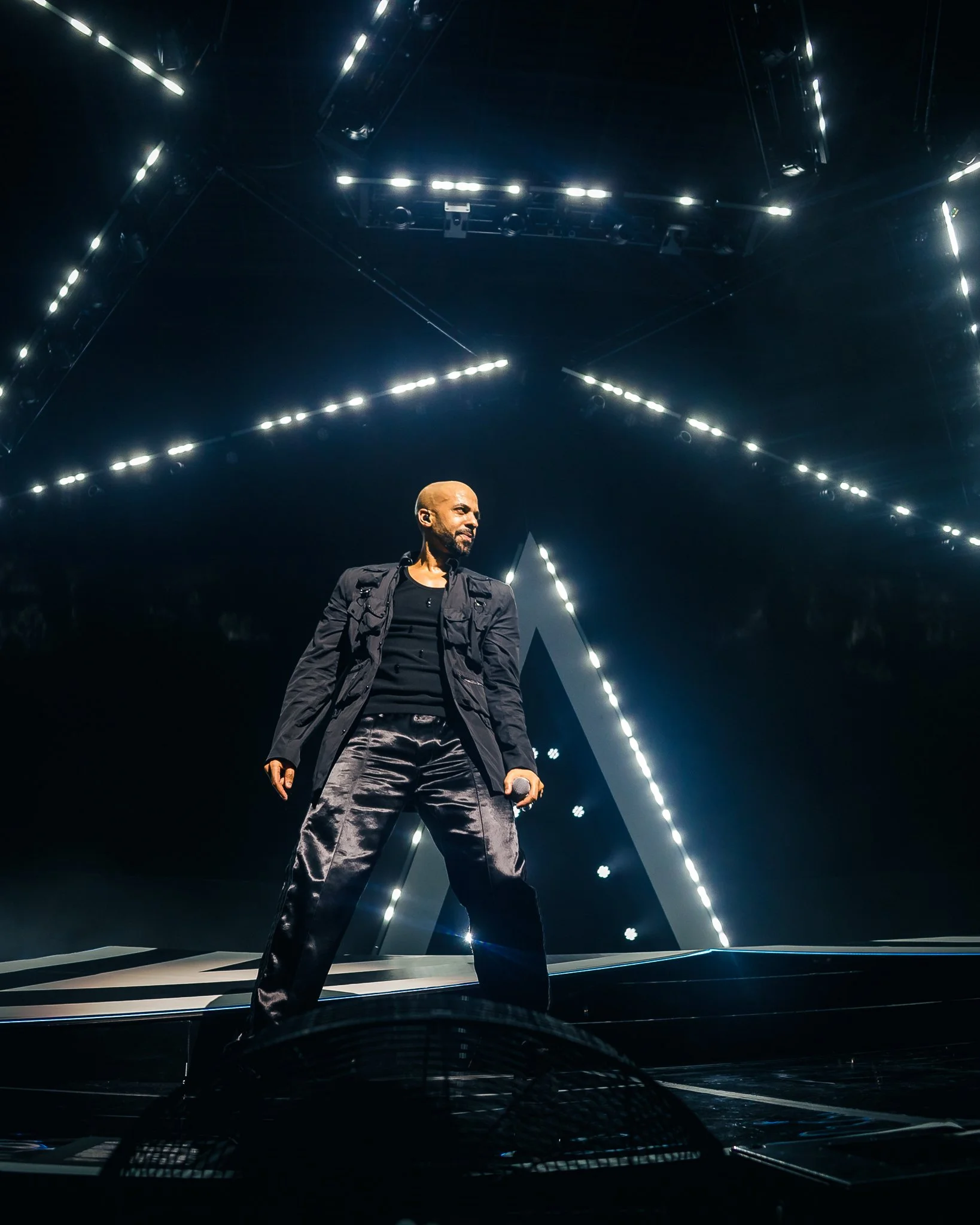 JLS 3Arena Dublin Photo by Ray Keogh-67.jpg