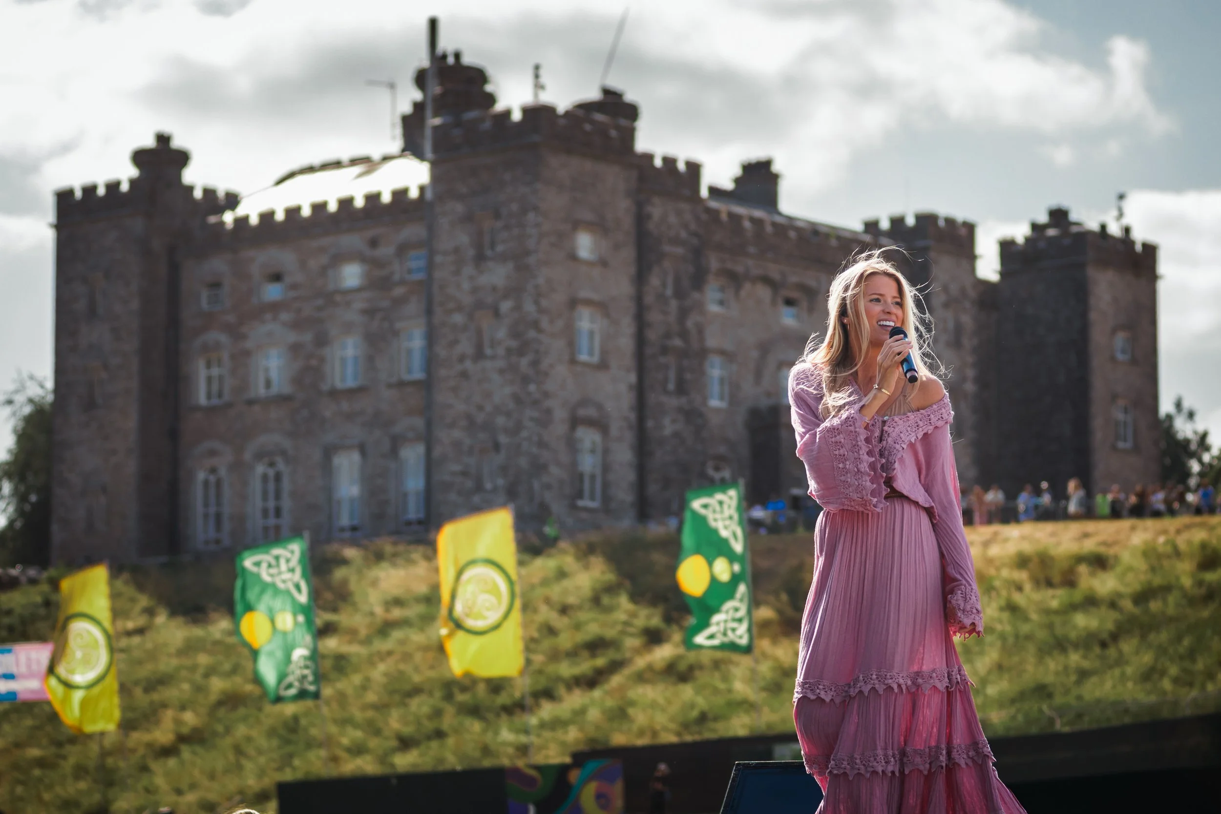 Luke Combs Slane Castle Supports Photo by Ray Keogh-19.jpg