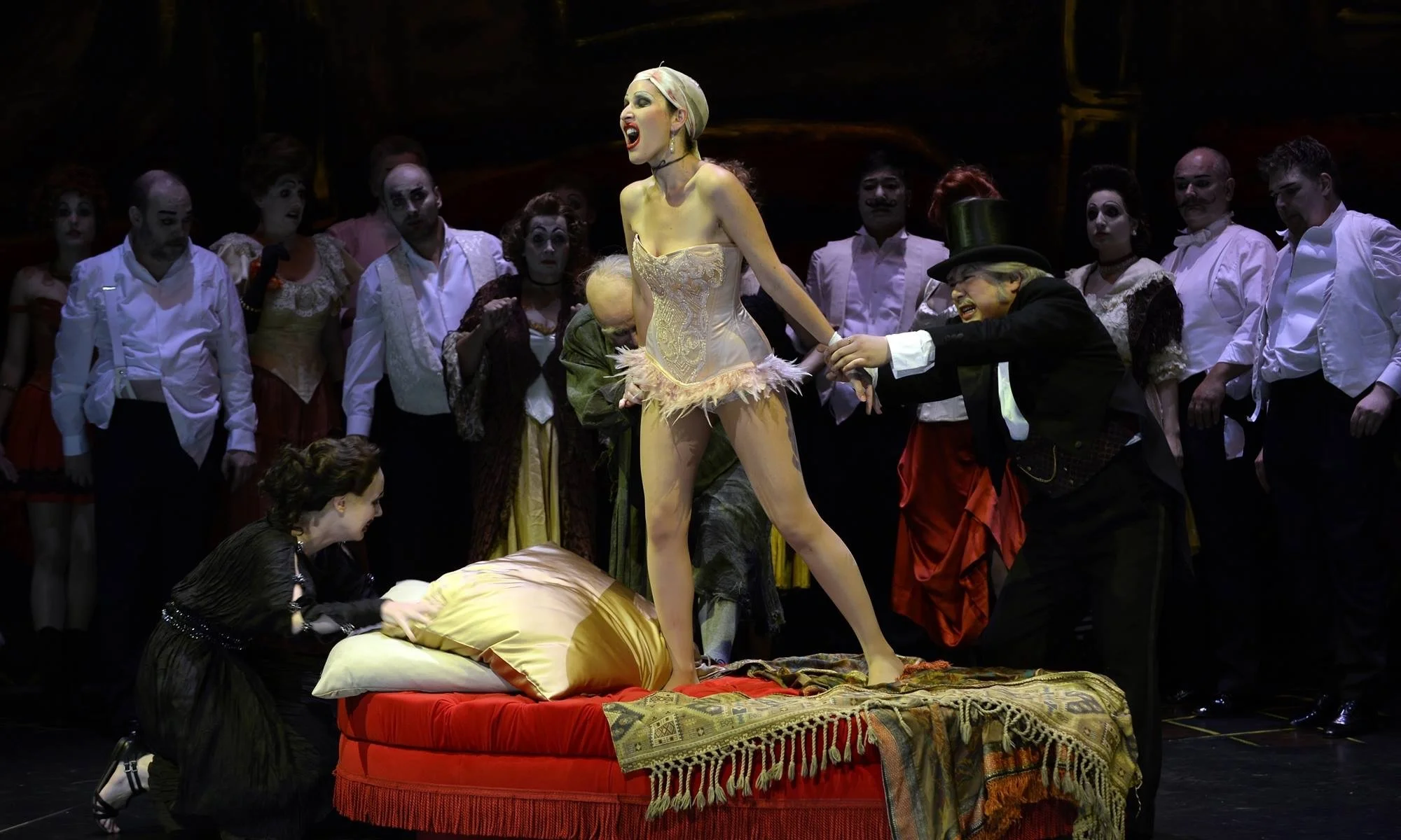 Olympia, Les Contes D´Hoffmann