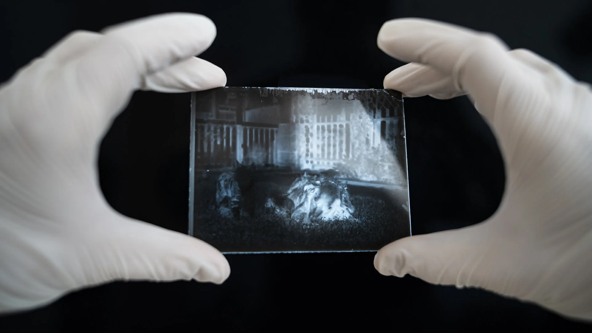 Developing 120-Year-Old Photos found in a Time Capsule