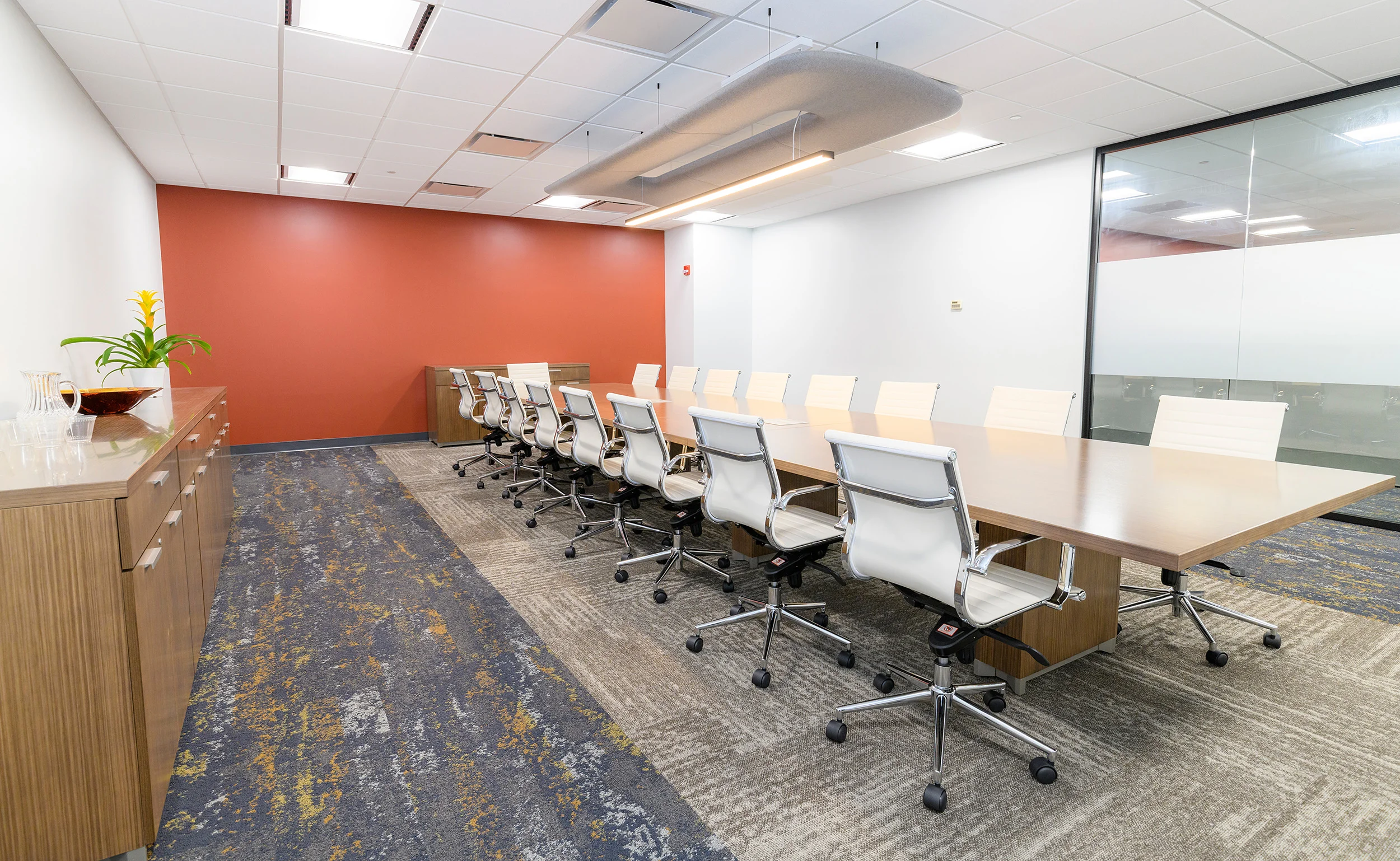 Conference-room-03.jpg