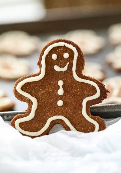 Upgrade Your Baking Pantry & a Healthy Holiday Recipe Roundup