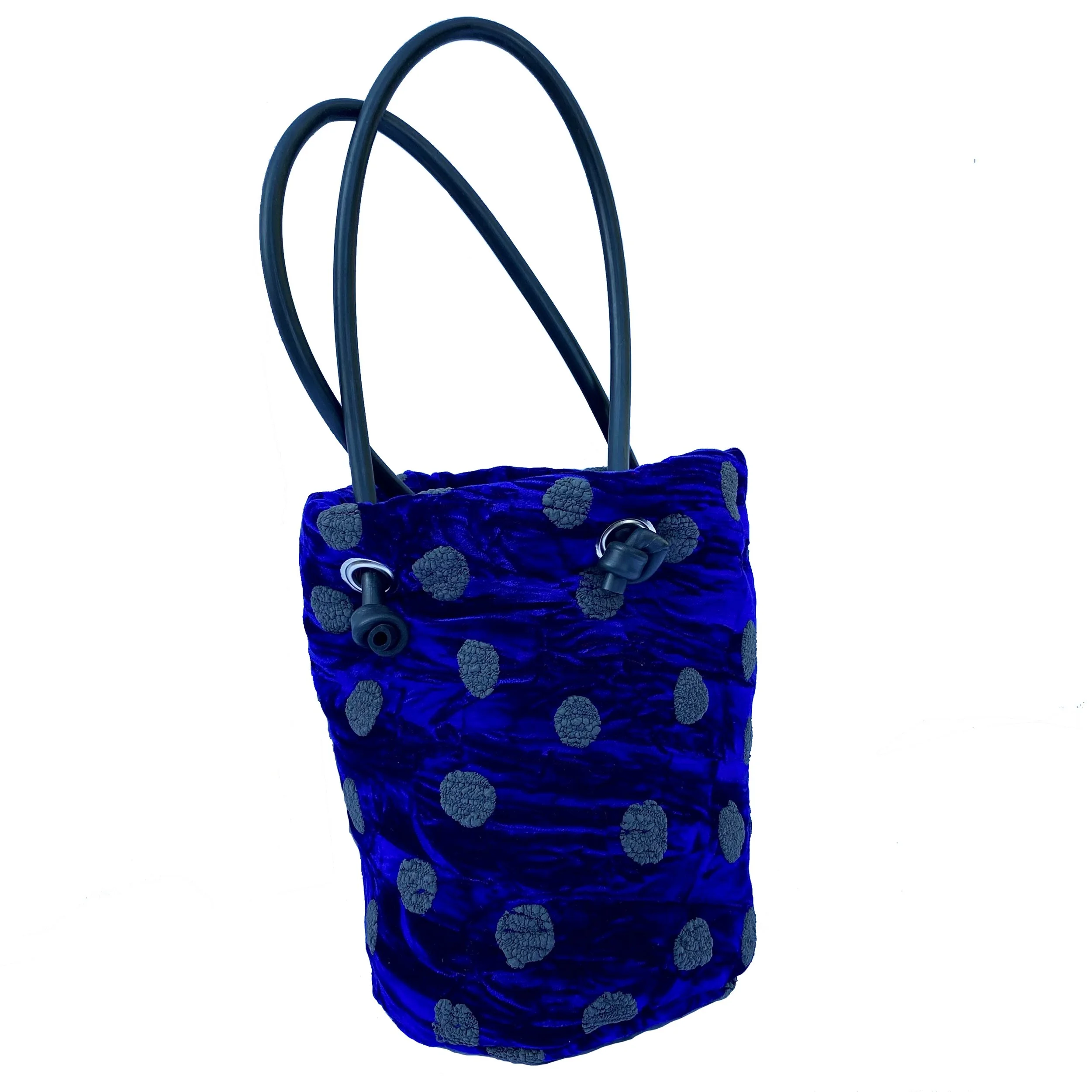 LL02B BUCKET BAG BLUE.jpg