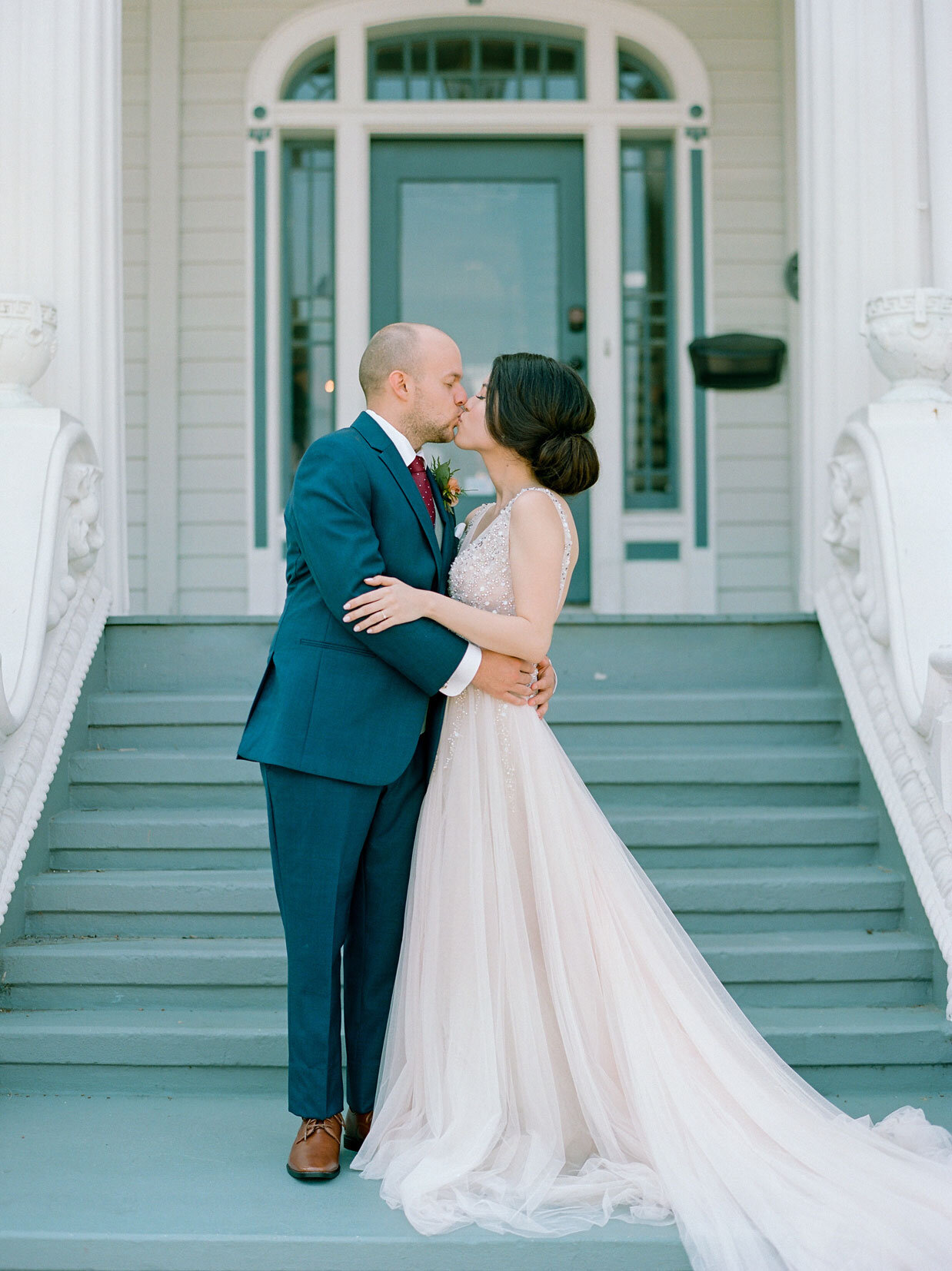 Carr Mansion Weddings-009-Josh and Dana Fernandez.jpg