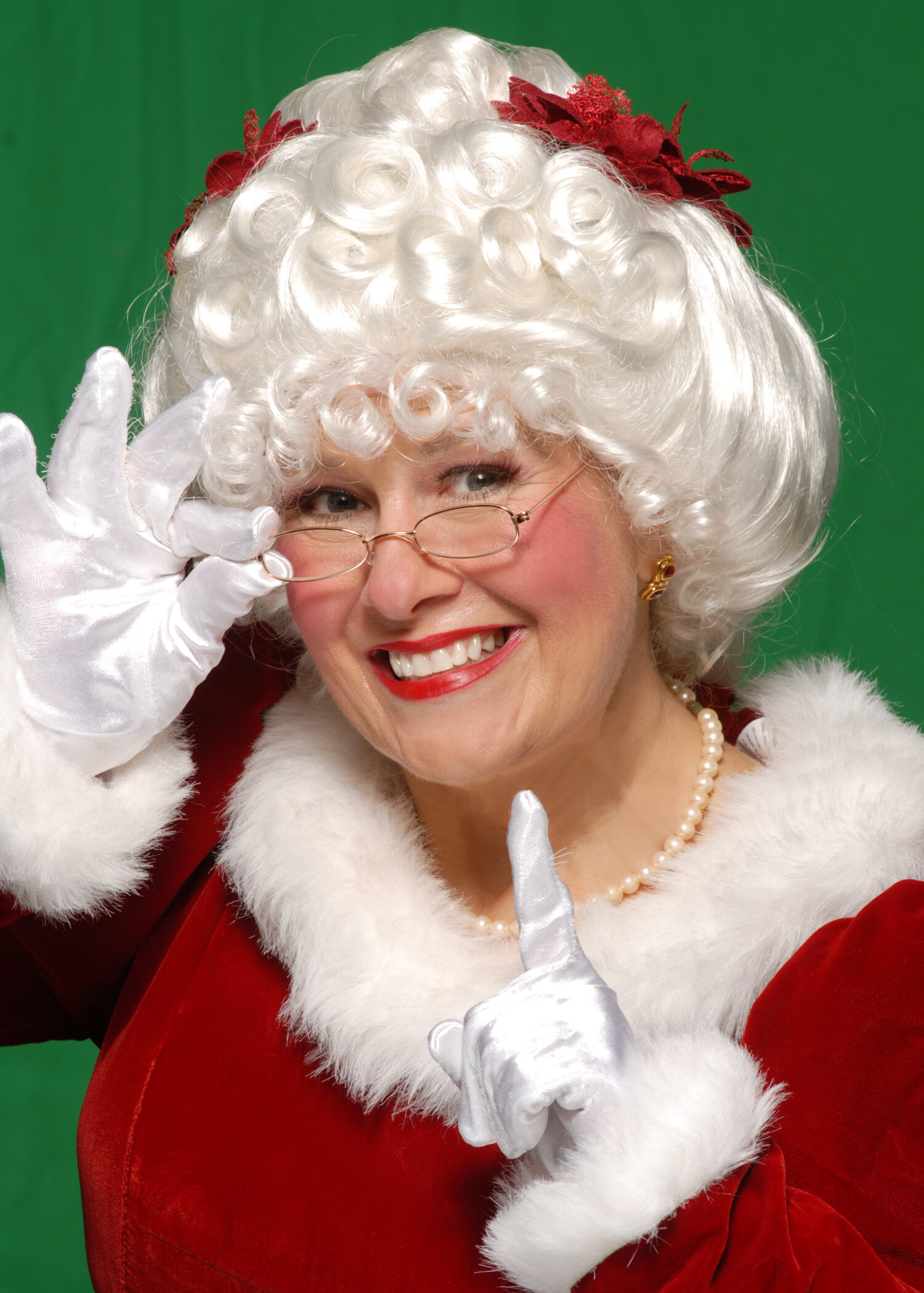 Mrs. Claus - EPISODES - NOTORIOUS Women Podcast.