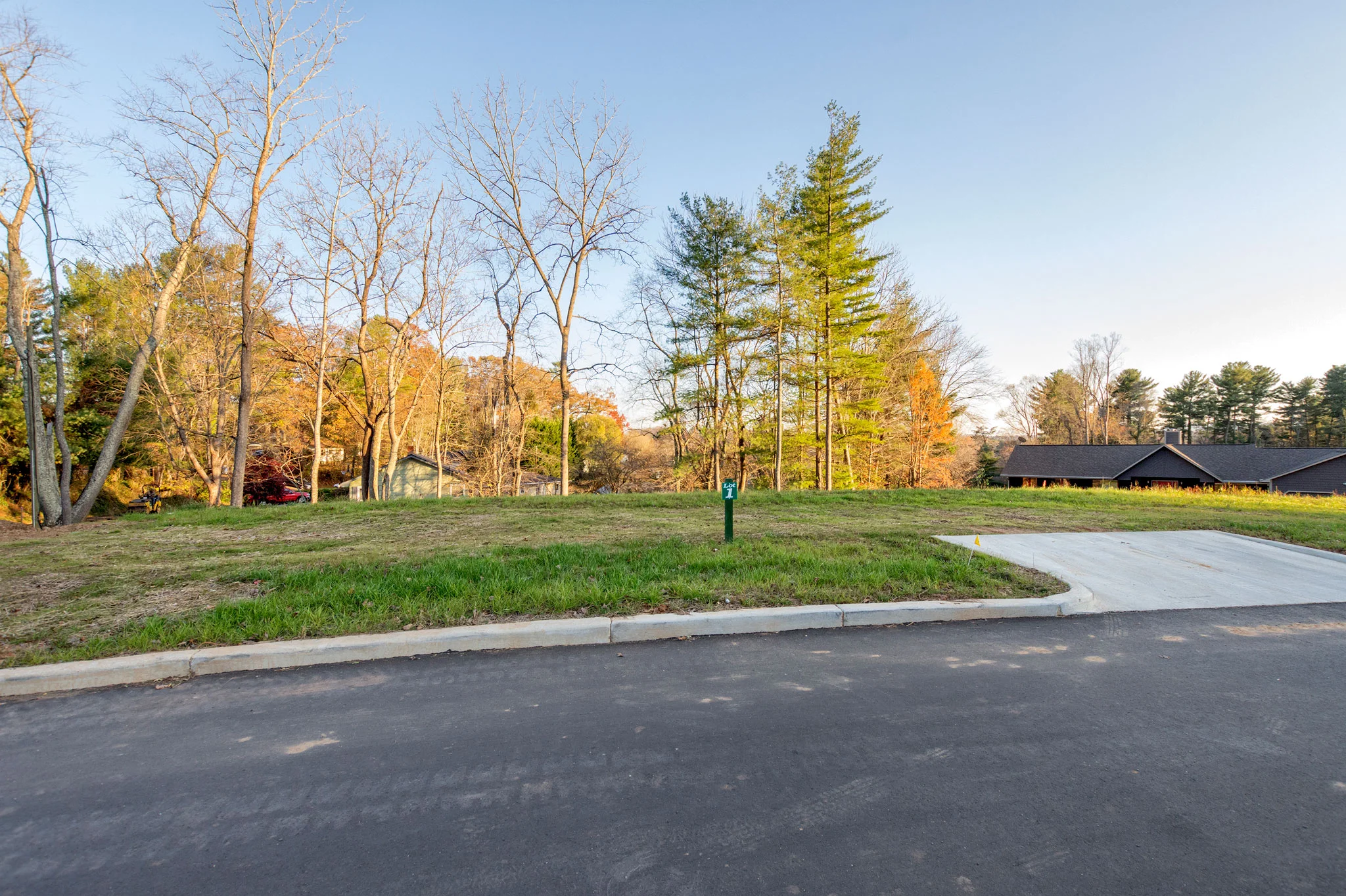 Gentle Approach and Easy-to-Build Lot