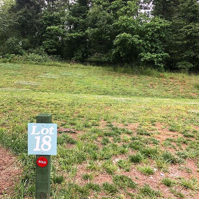 Can&rsquo;t wait to see what style of home will grace this great cul-de-sac lot in Malvern Walk! #WestAsheville .
.
.
.
.
.
.
#asheville #ashevillerealestate #walkable #wavl #newconstruction #avl #malvernwalk