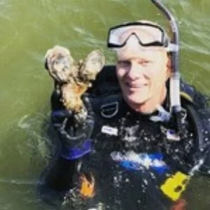 Jeff Horstman dives on the Miles River MGO oyster sanctuary in May 2018.