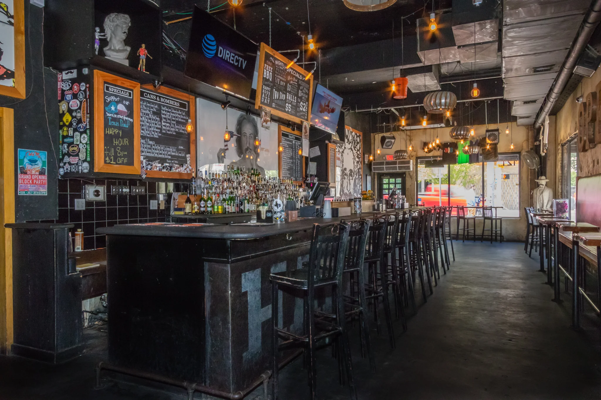 Downstairs Bar 4.jpg