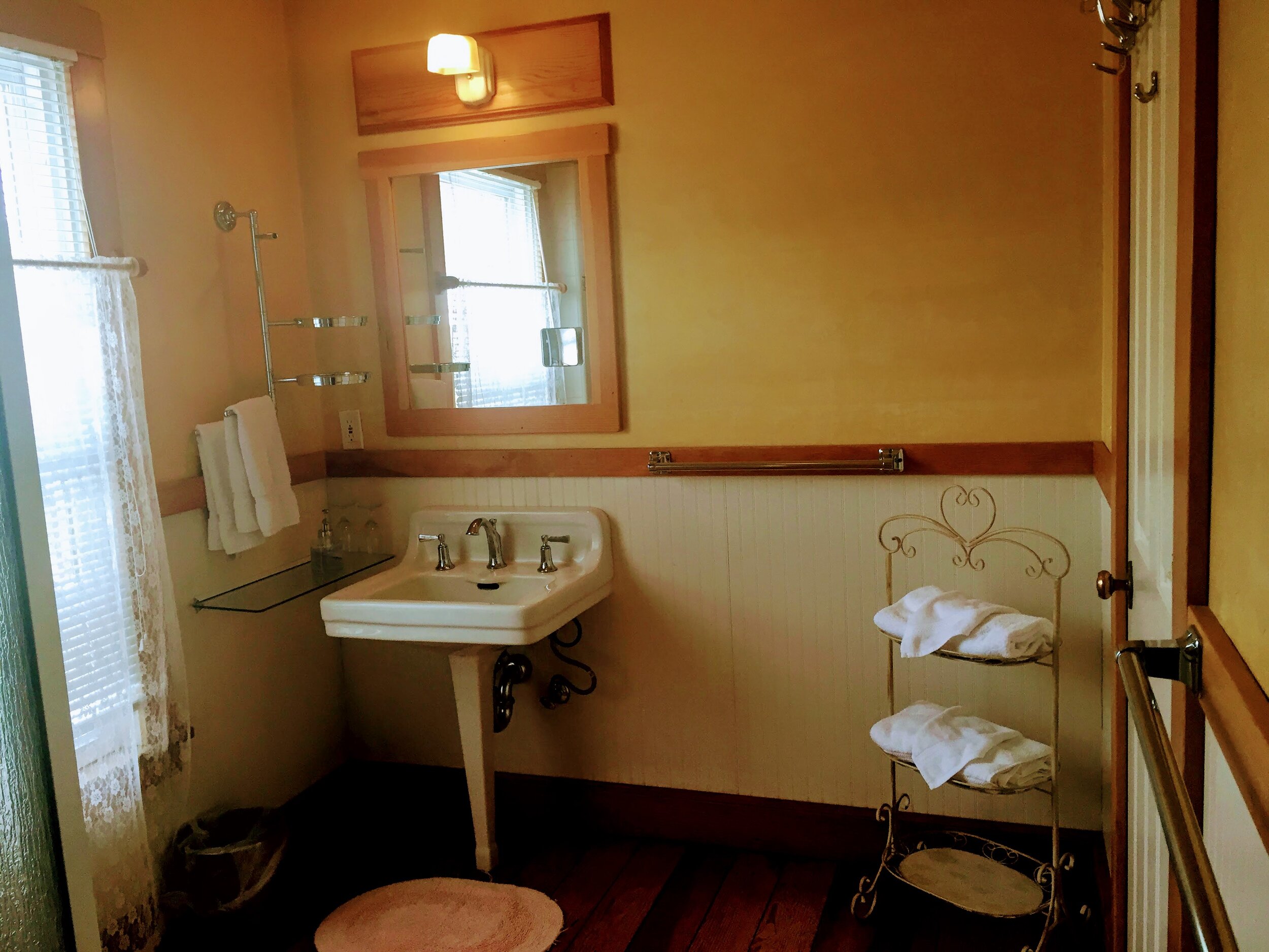 Bathroom in Room 2