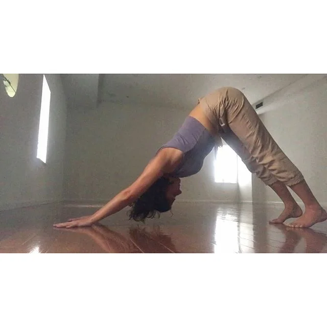 Back to basics 🌈
Down dog 
Side plank 
Rockstar ..
To start off my day ! 🌟
.
.
.
#yoga #everydamnday #practice #heartopener #downdog #armstrengthening #leg #hamstringstretch #sideplank #core #rockstar