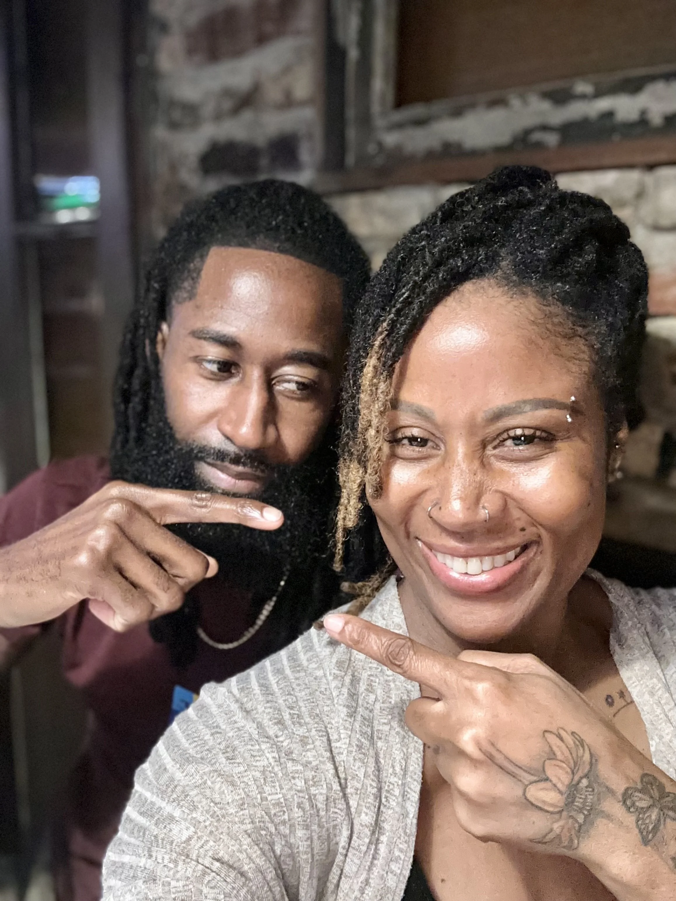 CJ & Zee Pointing.jpg