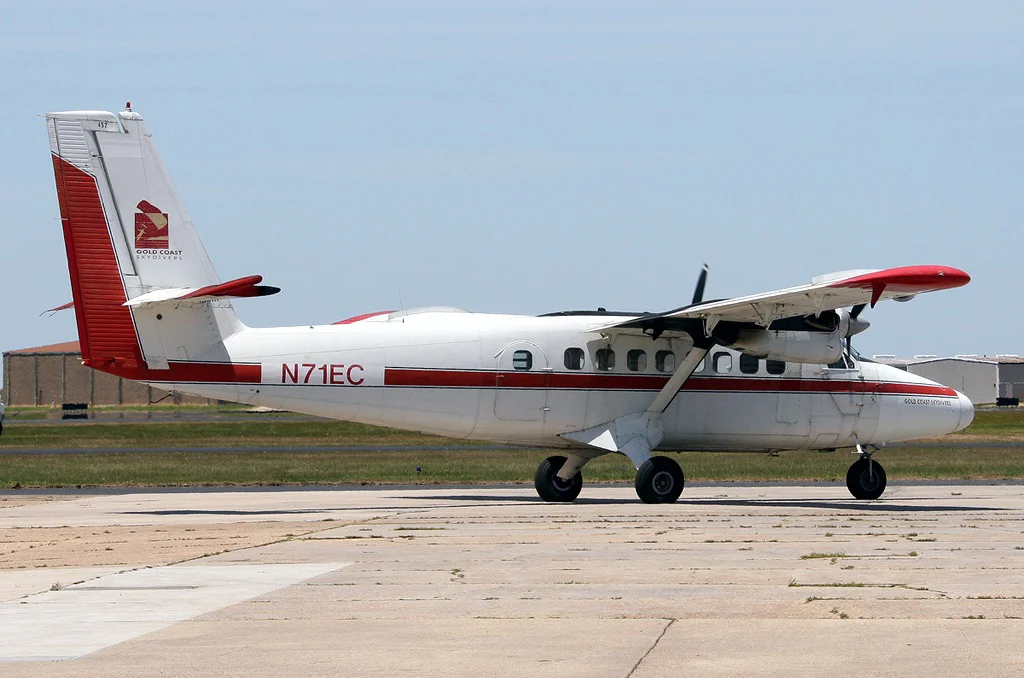 HansAir Photo © New Orleans-Lakefront, LA 