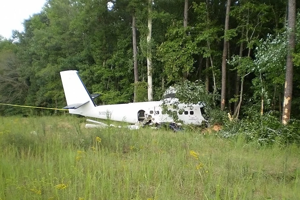 FAA Photo © North Raleigh, NC Sep-2015